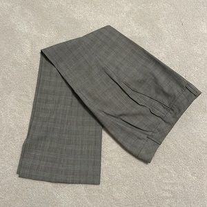 Straight leg slacks, Petite Sophisticate, size 6P. Excellent condition
